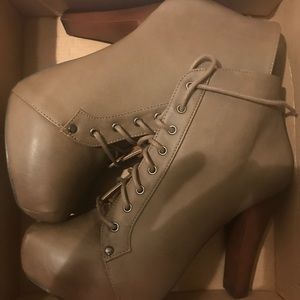 Size 9, taupe heels, new, never worn